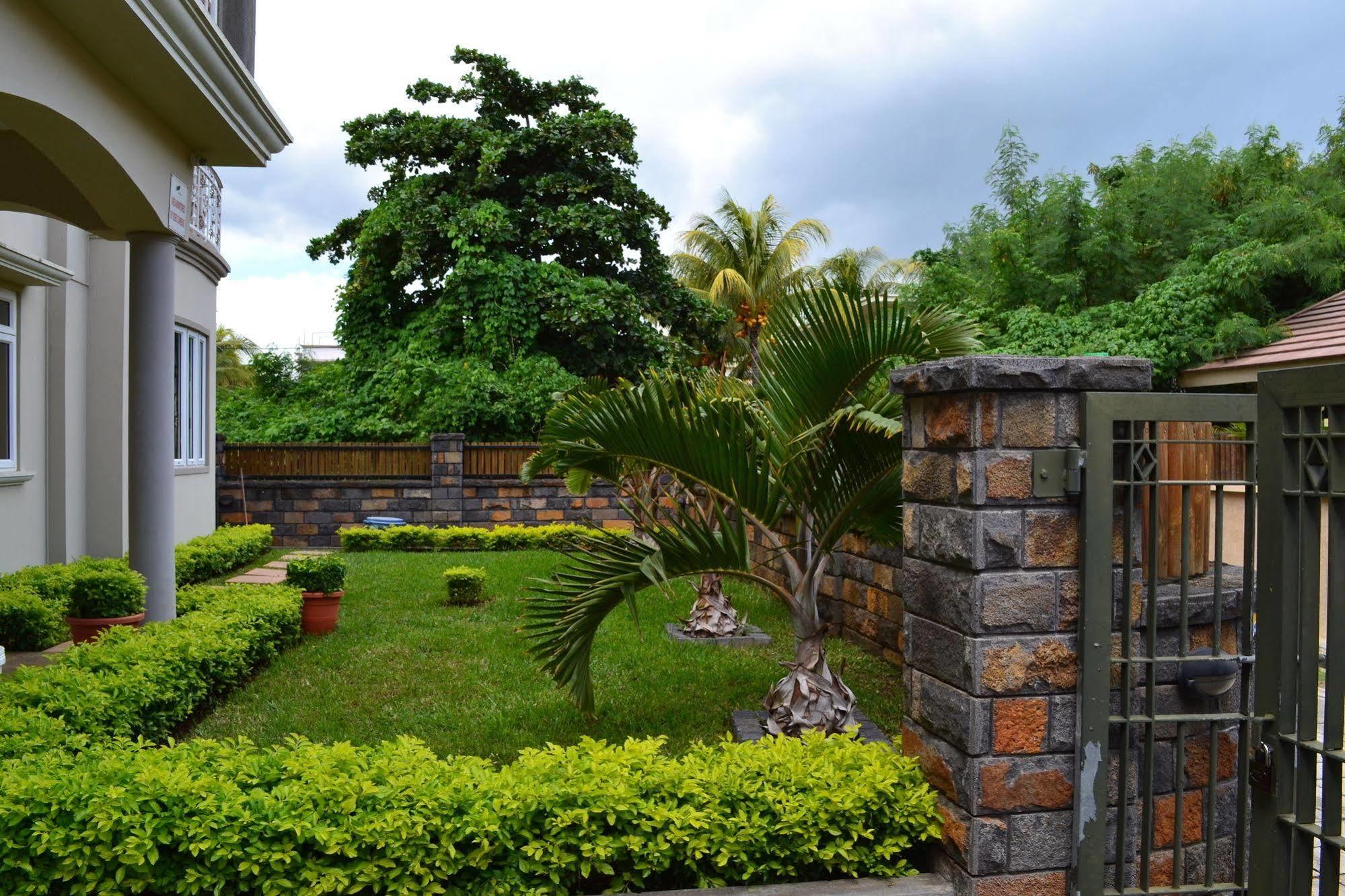 Jet Villa Flic en Flac Bagian luar foto